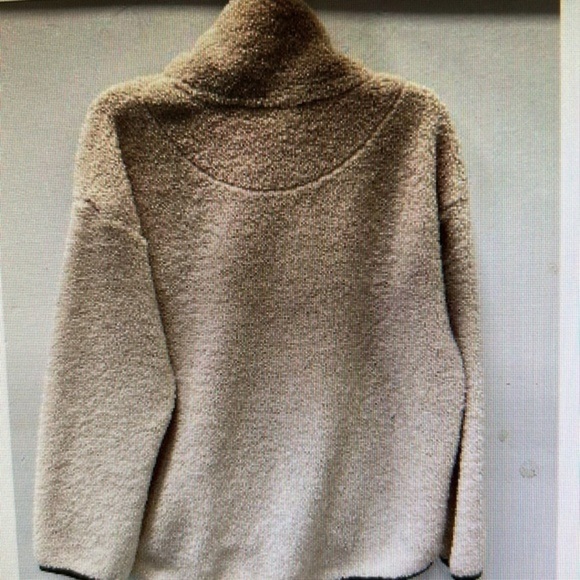 Barbour       popover fleece size 8 cream‎ color olive green accents - Picture 2 of 11